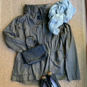Lightweight olive jacket size small